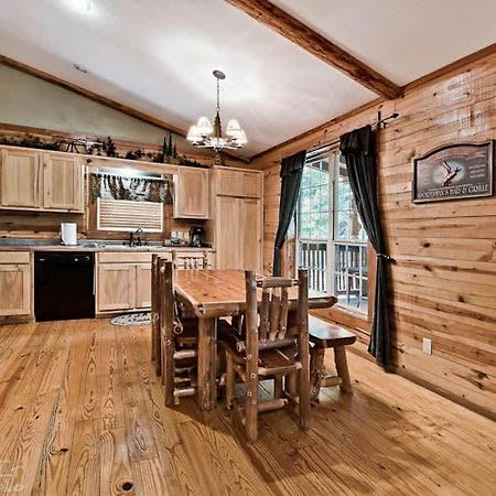 Secluded 2 Story Cabin Pool Wifi Smart Tvs Eureka Springs Zewnętrze zdjęcie