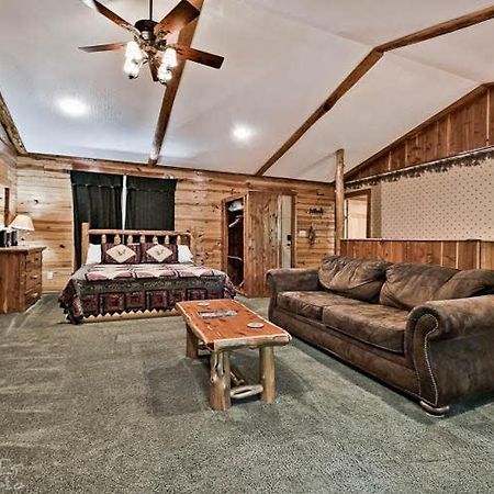 Secluded 2 Story Cabin Pool Wifi Smart Tvs Eureka Springs Zewnętrze zdjęcie